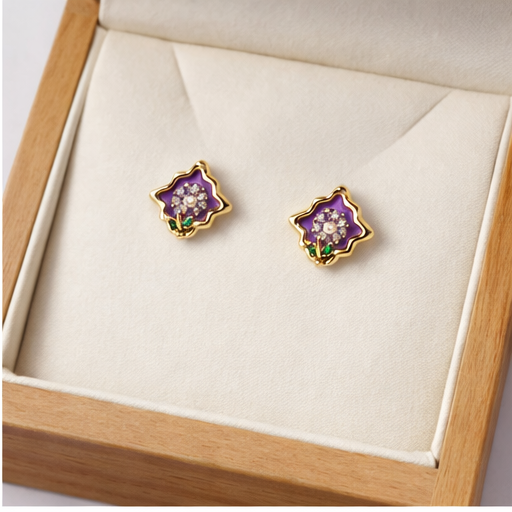 Luna Clover Stud Earrings