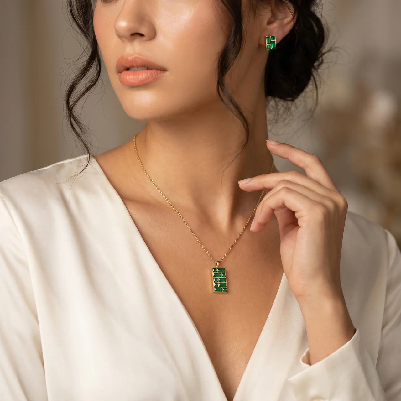 Emerald Pendant Set